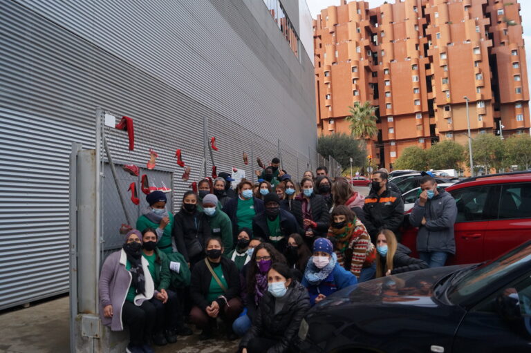 Solidança y el Ayuntamiento de Sant Feliu inician el proyecto Digitalitza’t para hacer frente a la brecha digital