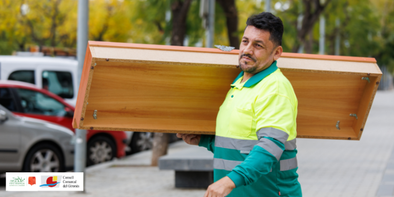 La recogida de voluminosos 2024 de Solidança supera los 290.000 kg en el Gironès