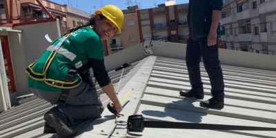 SoliEnergia instal·la 15 plaques a la Parròquia Mare de Déu del Carme