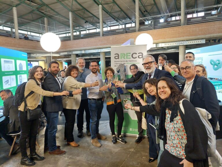 Nuevo curso de instalación y mantenimiento de placas fotovoltaicas