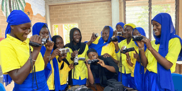 Más allá del conocimiento: Fandema y Solidança unen esfuerzos para fortalecer la confianza, la adaptabilidad y la inteligencia emocional de las mujeres en Gambia